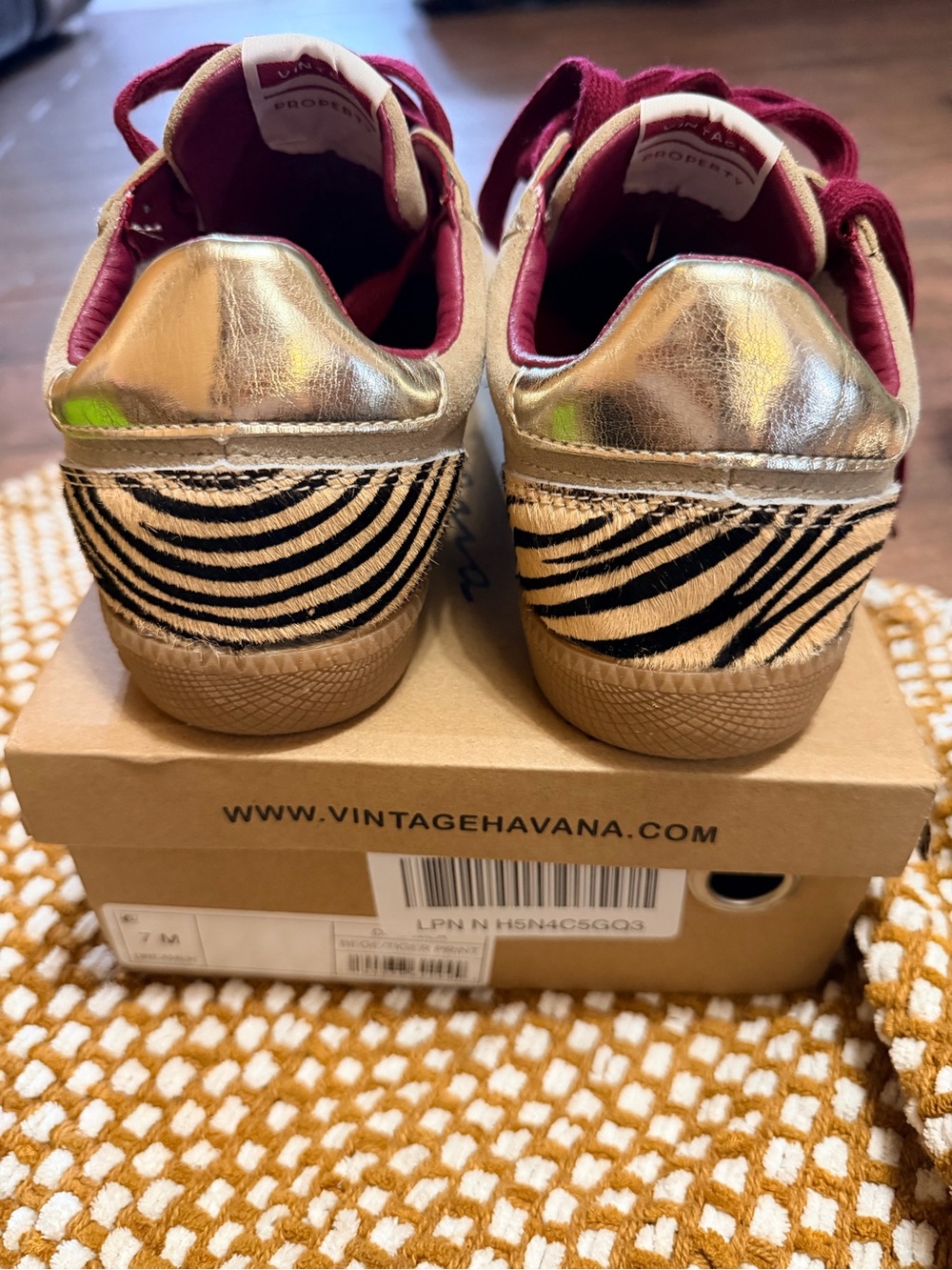Vintage Havana Dreamer low-top lifestyle sneakers. - Picture 4 of 5